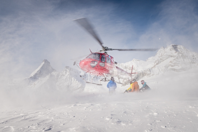 Heliskiing,Helicopter,Film Shooting,Fotoshooting,aerial filming,Photoshooting,Helikopter,Suset,Sunrise,At the Top,Winner, Vertical Magazine,Contest,Air Zermatt,Zermatt,Photographer Zermatt