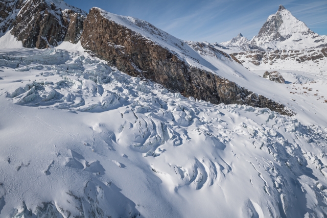 Heliskiing,Helicopter,Film Shooting,Fotoshooting,aerial filming,Photoshooting,Helikopter,Suset,Sunrise,At the Top,Winner, Vertical Magazine,Contest,Air Zermatt,Zermatt,Photographer Zermatt