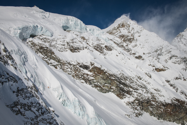 Helicopter,Helikoter,Photoshooting,Photoshooting, Zermatt, Glacier,Freeride,Air Zermatt,Filmshooting,Snow,Powder,Fresh Tracks,Matterhorn,Blue Sky,Sam Anthamatten, Victor de Le Rue, Nord Face