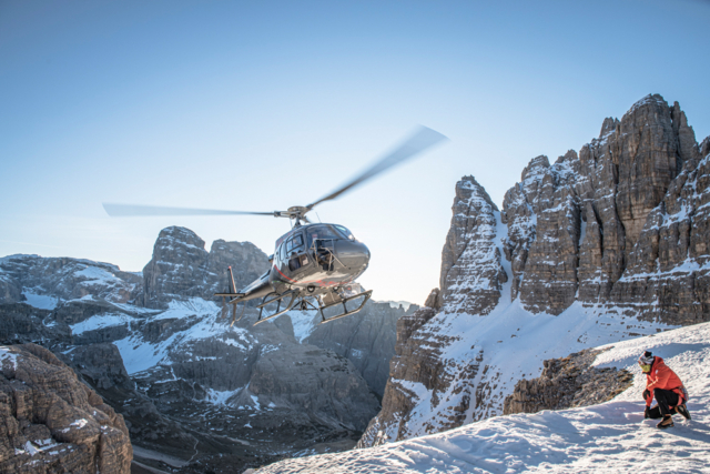 Helicopter,Film Shooting,Fotoshooting,Photoshooting,Helikopter,Suset,Sunrise,At the Top,Winner, Vertical Magazine,Contest,Air Zermatt,Zermatt,Photographer Zermatt